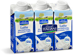 Latte parzialmente scremato UHT a lunga conservazione 3 pezzi