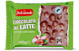 Cioccolato al latte con nocciole intere